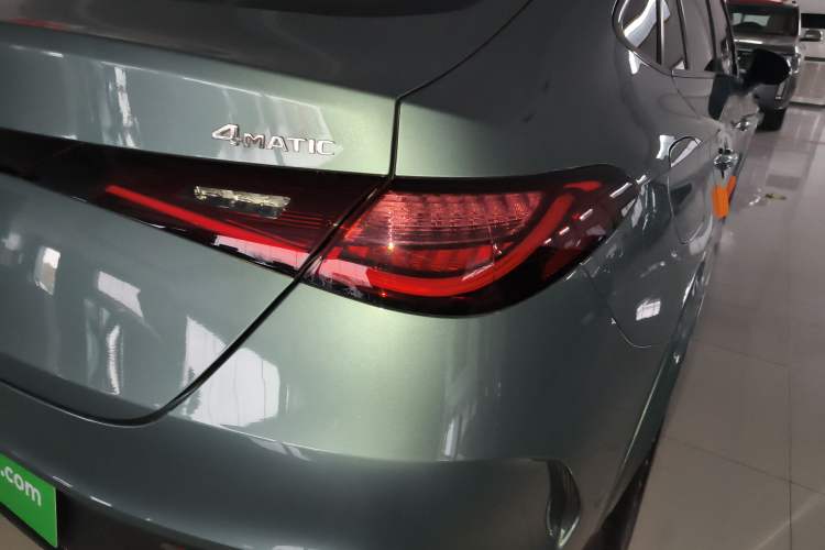 Used Mercedes-Benz GLC Coupe 2025 GLC 300 4MATIC Coupe SUV Exterior 6