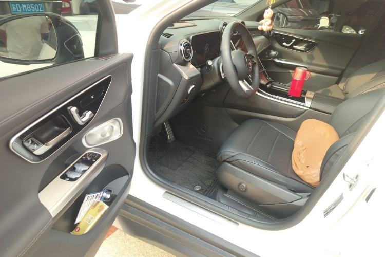 Used Mercedes-Benz GLC Coupe 2025-Year Restyled GLC 260 4MATIC Coupe SUV Driver Seat