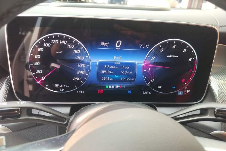 Used Mercedes-Benz GLC Coupe 2025-Year Restyled GLC 260 4MATIC Coupe SUV Instrument Cluster