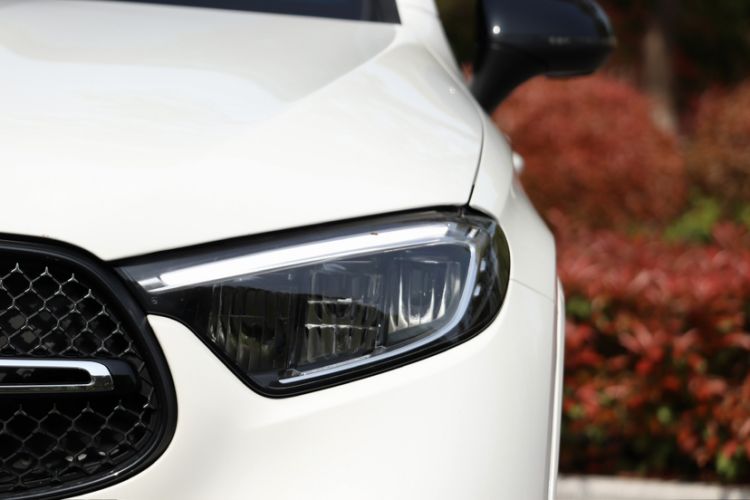 Used Mercedes-Benz GLC Coupe 2025-Year Restyled GLC 260 4MATIC Coupe SUV Left Front Headlight