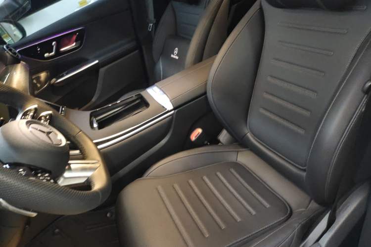 Used Mercedes-Benz GLC Coupe 2025-Year Restyled GLC 260 4MATIC Coupe SUV Left Front Seat