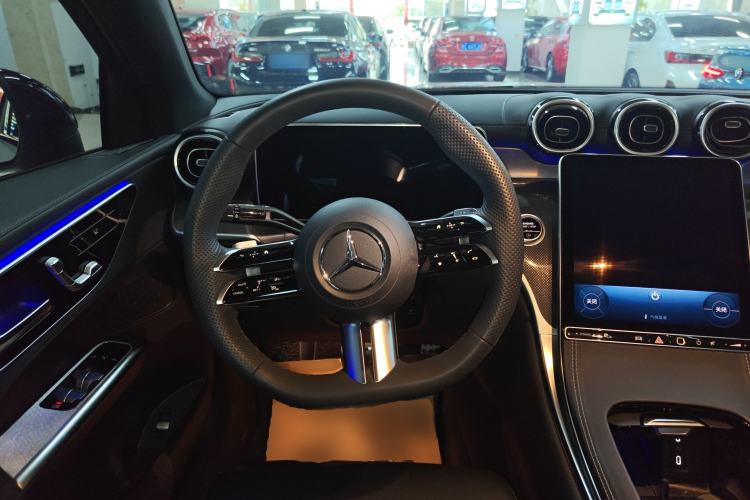 Used Mercedes-Benz GLC Coupe 2025-Year Restyled GLC 260 4MATIC Coupe SUV Steering Wheel