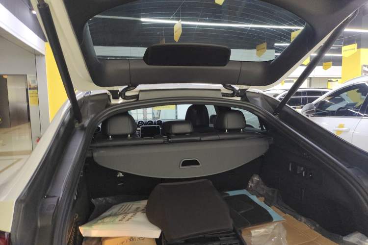Used Mercedes-Benz GLC Coupe 2025-Year Restyled GLC 260 4MATIC Coupe SUV Trunk