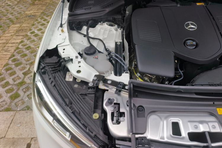 Used Mercedes-Benz GLC Coupe 2026 GLC 260 4MATIC Coupe SUV Engine Bay Right