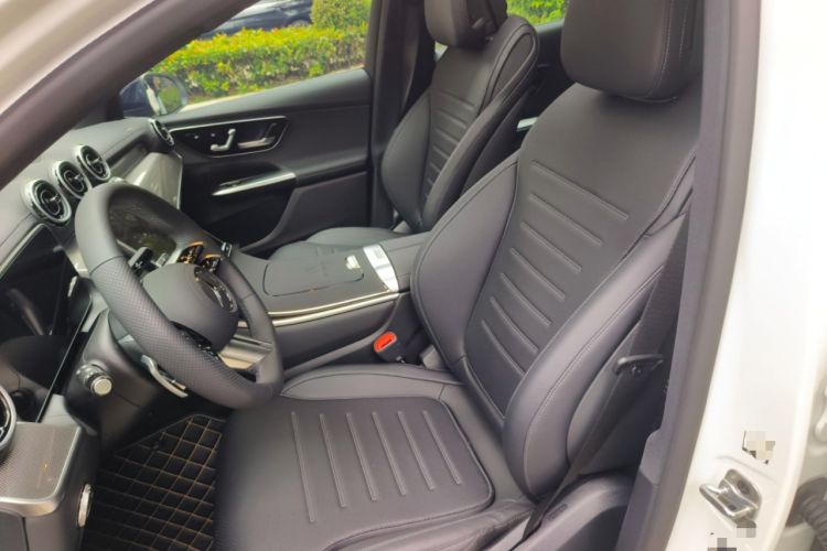 Used Mercedes-Benz GLC Coupe 2026 GLC 260 4MATIC Coupe SUV Left Front Seat