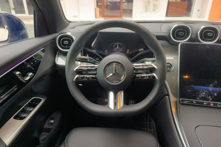 Used Mercedes-Benz GLC Coupe 2026 GLC 260 4MATIC Coupe SUV Steering Wheel