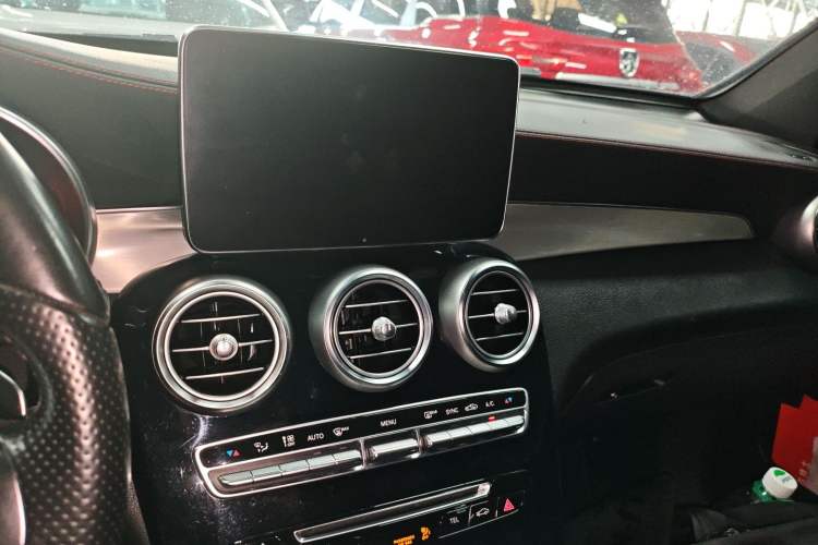 Used Mercedes-Benz GLC Coupe AMG 2017 AMG GLC 43 4MATIC Coupe SUV Audio And AC Panel