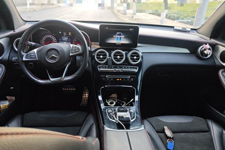 Used Mercedes-Benz GLC Coupe AMG 2017 AMG GLC 43 4MATIC Coupe SUV Center Console