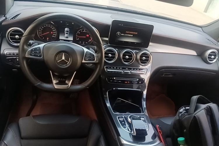 Used Mercedes-Benz GLC Coupe AMG 2017 AMG GLC 43 4MATIC Coupe SUV Center Console