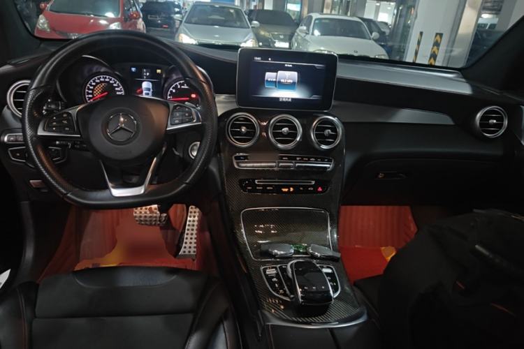 Used Mercedes-Benz GLC Coupe AMG 2017 AMG GLC 43 4MATIC Coupe SUV Center Console
