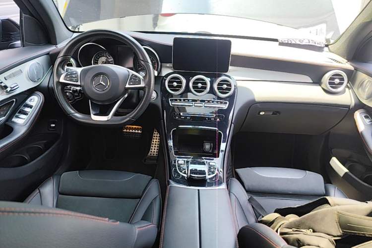 Used Mercedes-Benz GLC Coupe AMG 2017 AMG GLC 43 4MATIC Coupe SUV Center Console