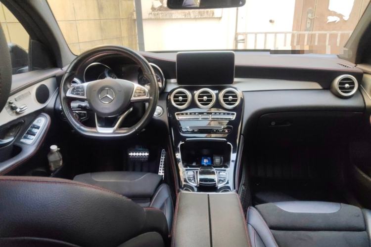 Used Mercedes-Benz GLC Coupe AMG 2017 AMG GLC 43 4MATIC Coupe SUV Center Console