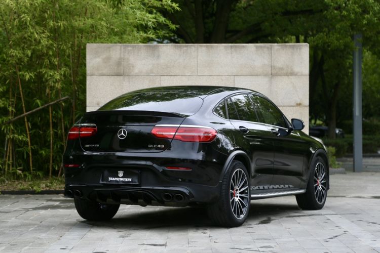 Used Mercedes-Benz GLC Coupe AMG 2017 AMG GLC 43 4MATIC Coupe SUV Exterior 1