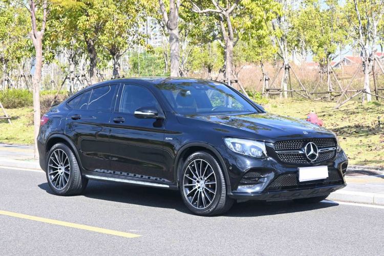 Used Mercedes-Benz GLC Coupe AMG 2017 AMG GLC 43 4MATIC Coupe SUV Exterior 2