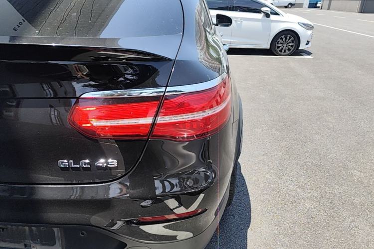 Used Mercedes-Benz GLC Coupe AMG 2017 AMG GLC 43 4MATIC Coupe SUV Special Edition Exterior 3
