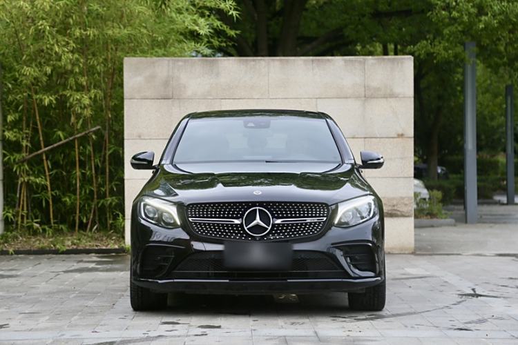 Used Mercedes-Benz GLC Coupe AMG 2017 AMG GLC 43 4MATIC Coupe SUV Exterior 3