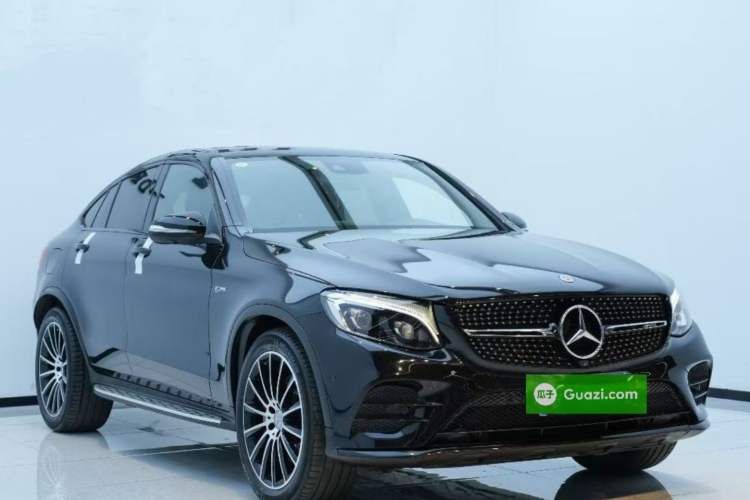 Used Mercedes-Benz GLC Coupe AMG 2017 AMG GLC 43 4MATIC Coupe SUV Exterior 3