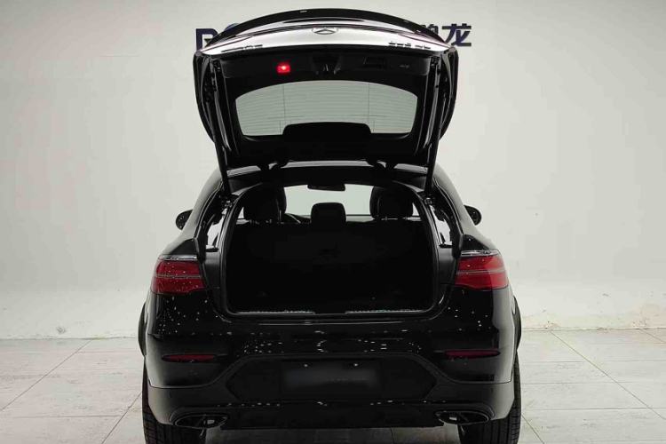 Used Mercedes-Benz GLC Coupe AMG 2017 AMG GLC 43 4MATIC Coupe SUV Exterior 3