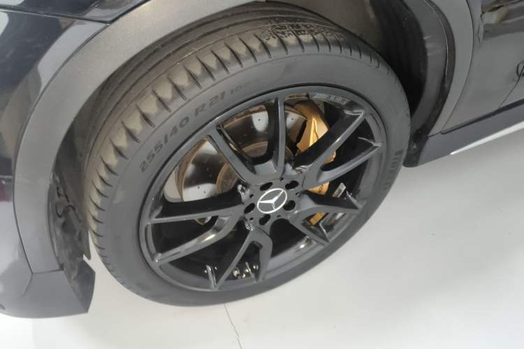 Used Mercedes-Benz GLC Coupe AMG 2017 AMG GLC 43 4MATIC Coupe SUV Exterior 4