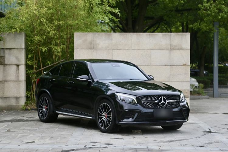 Used Mercedes-Benz GLC Coupe AMG 2017 AMG GLC 43 4MATIC Coupe SUV Exterior 4