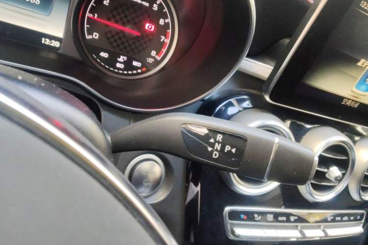 Used Mercedes-Benz GLC Coupe AMG 2017 AMG GLC 43 4MATIC Coupe SUV Gear Lever