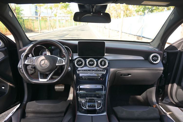 Used Mercedes-Benz GLC Coupe AMG 2017 AMG GLC 43 4MATIC Coupe SUV Interior 1