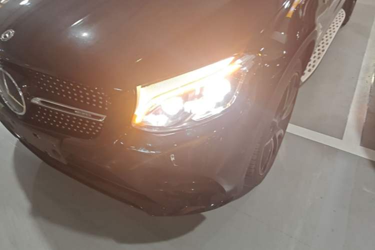 Used Mercedes-Benz GLC Coupe AMG 2017 AMG GLC 43 4MATIC Coupe SUV Left Front Headlight