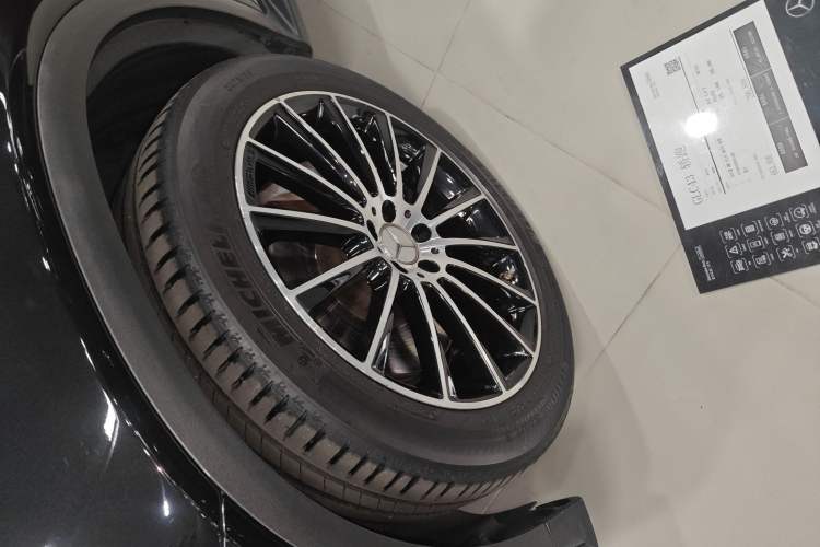 Used Mercedes-Benz GLC Coupe AMG 2017 AMG GLC 43 4MATIC Coupe SUV Left Front Wheel Hub