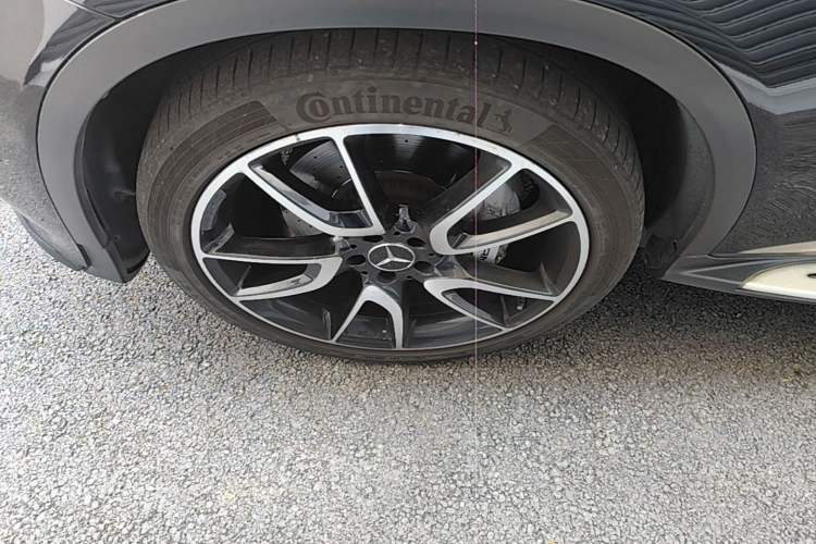 Used Mercedes-Benz GLC Coupe AMG 2017 AMG GLC 43 4MATIC Coupe SUV Left Front Wheel Hub