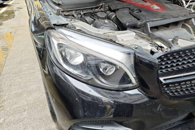 Used Mercedes-Benz GLC Coupe AMG 2017 AMG GLC 43 4MATIC Coupe SUV Special Edition Right Front Headlight