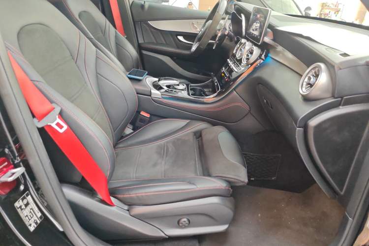 Used Mercedes-Benz GLC Coupe AMG 2017 AMG GLC 43 4MATIC Coupe SUV Right Front Seat