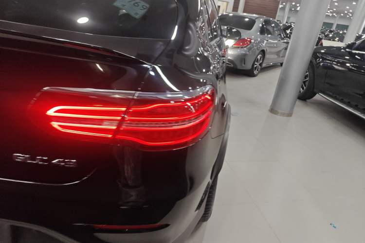 Used Mercedes-Benz GLC Coupe AMG 2017 AMG GLC 43 4MATIC Coupe SUV Right Rear Taillight