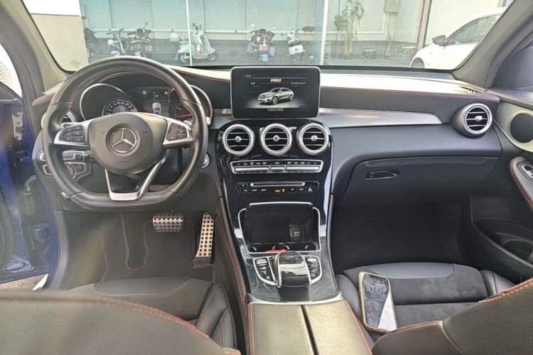 Used Mercedes-Benz GLC Coupe AMG 2017 AMG GLC 43 4MATIC Coupe SUV Center Console