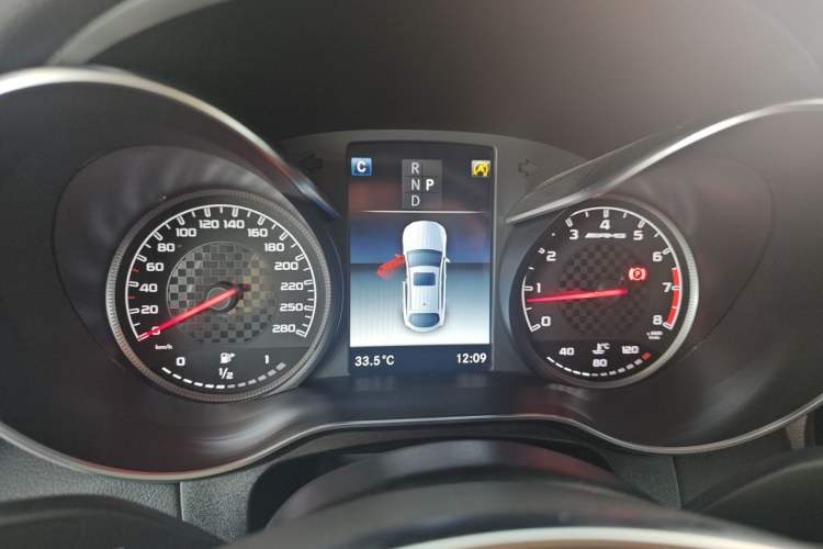 Used Mercedes-Benz GLC Coupe AMG 2017 AMG GLC 43 4MATIC Coupe SUV Instrument Cluster