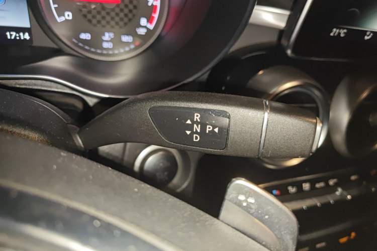 Used Mercedes-Benz GLC Coupe AMG 2017 AMG GLC 43 4MATIC Coupe SUV Gear Lever