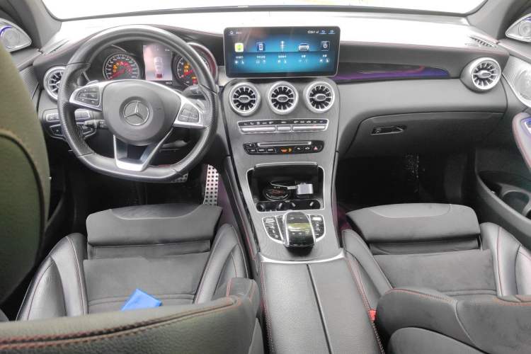 Used Mercedes-Benz GLC Coupe AMG 2017 AMG GLC 43 4MATIC Coupe SUV Center Console