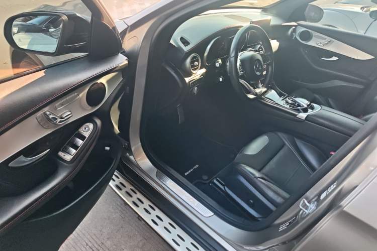 Used Mercedes-Benz GLC Coupe AMG 2017 AMG GLC 43 4MATIC Coupe SUV Interior 1