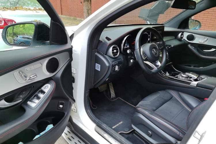 Used Mercedes-Benz GLC Coupe AMG 2017 AMG GLC 43 4MATIC Coupe SUV Driver Seat