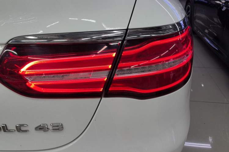 Used Mercedes-Benz GLC Coupe AMG 2017 AMG GLC 43 4MATIC Coupe SUV Exterior 1