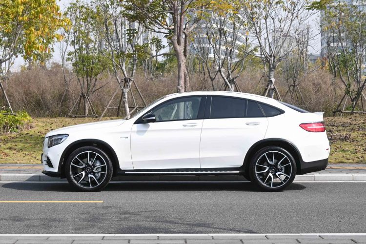 Used Mercedes-Benz GLC Coupe AMG 2017 AMG GLC 43 4MATIC Coupe SUV Exterior 2