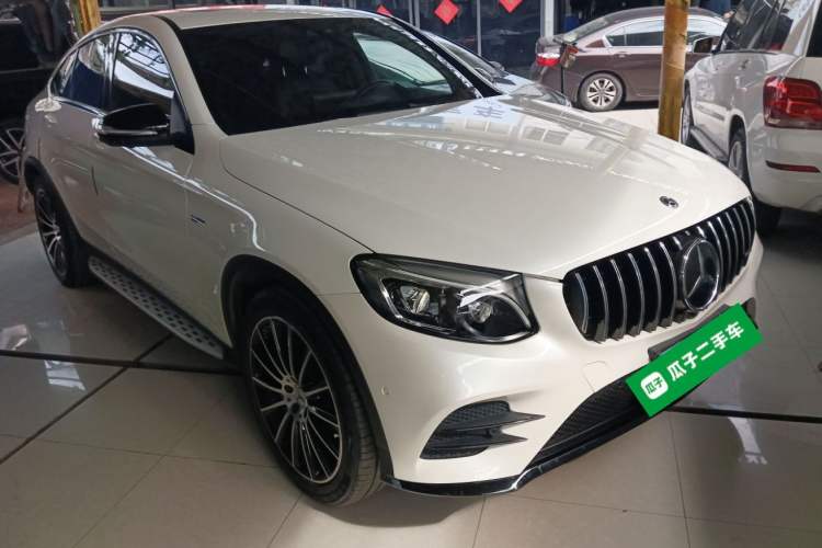 Used Mercedes-Benz GLC Coupe AMG 2017 AMG GLC 43 4MATIC Coupe SUV Exterior 2