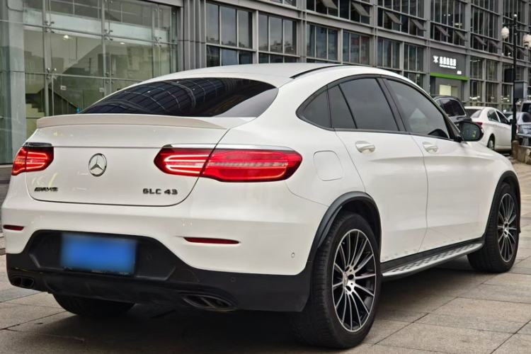 Used Mercedes-Benz GLC Coupe AMG 2017 AMG GLC 43 4MATIC Coupe SUV Exterior 5