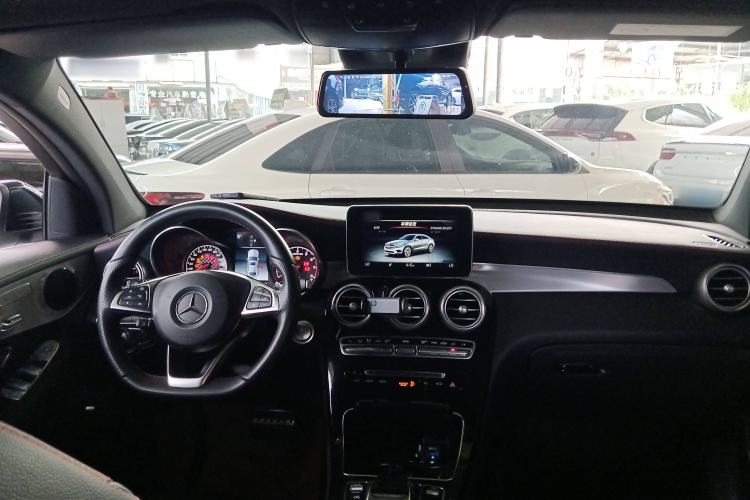 Used Mercedes-Benz GLC Coupe AMG 2017 AMG GLC 43 4MATIC Coupe SUV Interior 2