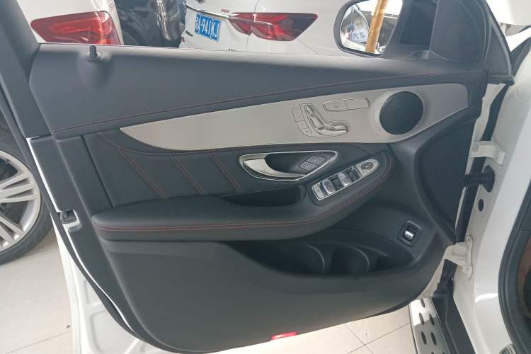 Used Mercedes-Benz GLC Coupe AMG 2017 AMG GLC 43 4MATIC Coupe SUV Interior 7