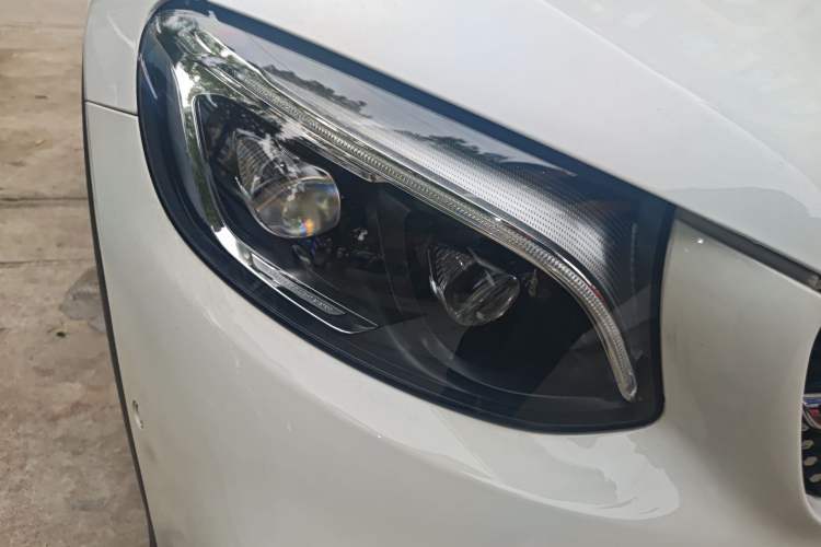 Used Mercedes-Benz GLC Coupe AMG 2017 AMG GLC 43 4MATIC Coupe SUV Right Front Headlight