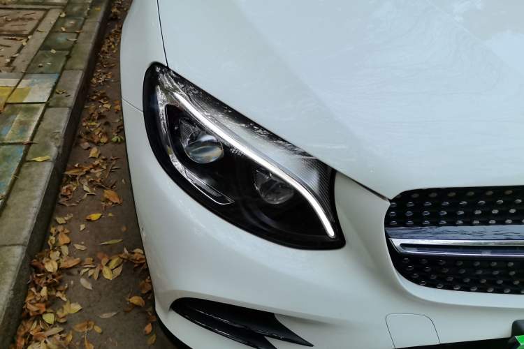 Used Mercedes-Benz GLC Coupe AMG 2017 AMG GLC 43 4MATIC Coupe SUV Right Front Headlight