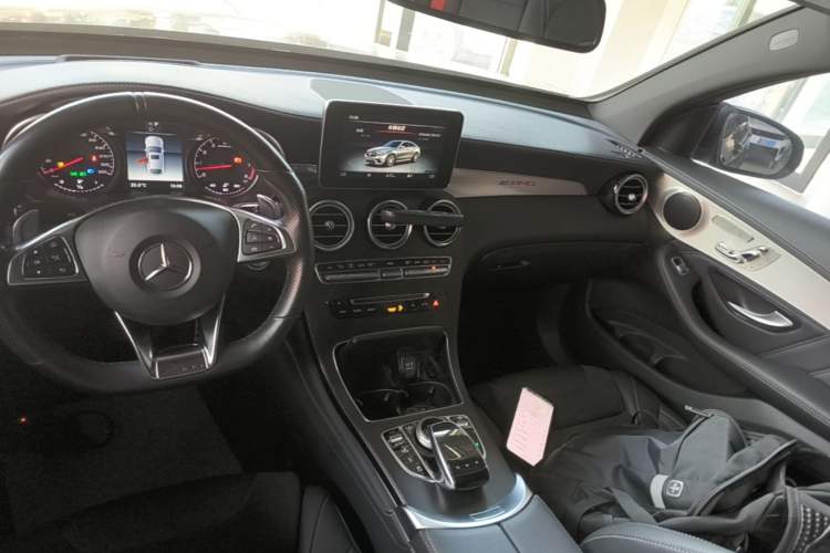 Used Mercedes-Benz GLC Coupe AMG 2018 AMG GLC 63 4MATIC+ Coupe SUV Audio And AC Panel