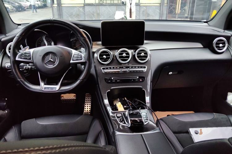 Used Mercedes-Benz GLC Coupe AMG 2018 AMG GLC 63 4MATIC+ Coupe SUV Center Console