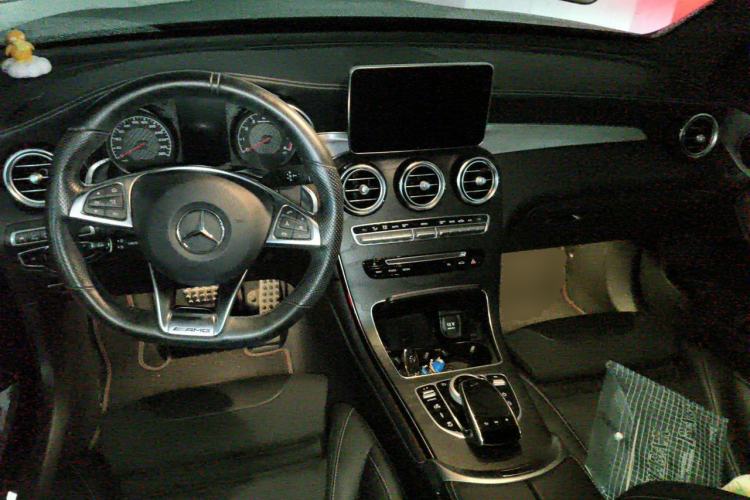 Used Mercedes-Benz GLC Coupe AMG 2018 AMG GLC 63 4MATIC+ Coupe SUV Center Console