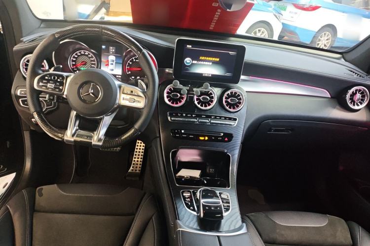 Used Mercedes-Benz GLC Coupe AMG 2018 AMG GLC 63 4MATIC+ Coupe SUV Center Console